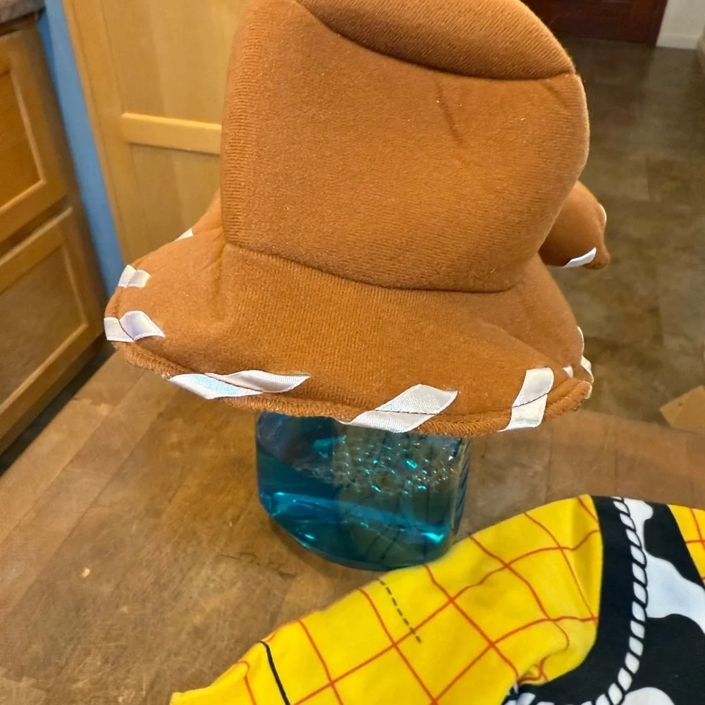 Disney Pixar Toy Story Woody Cowboy Costume Sz 12-18 months Halloween Costume - Picture 3 of 14